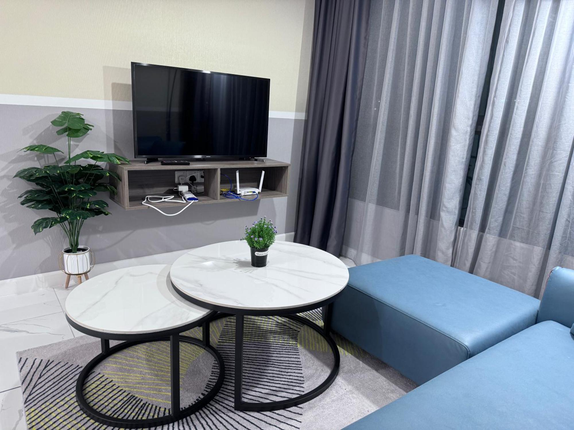 Cubic Botanical Mid Valley By Hometaric Pangsapuri *